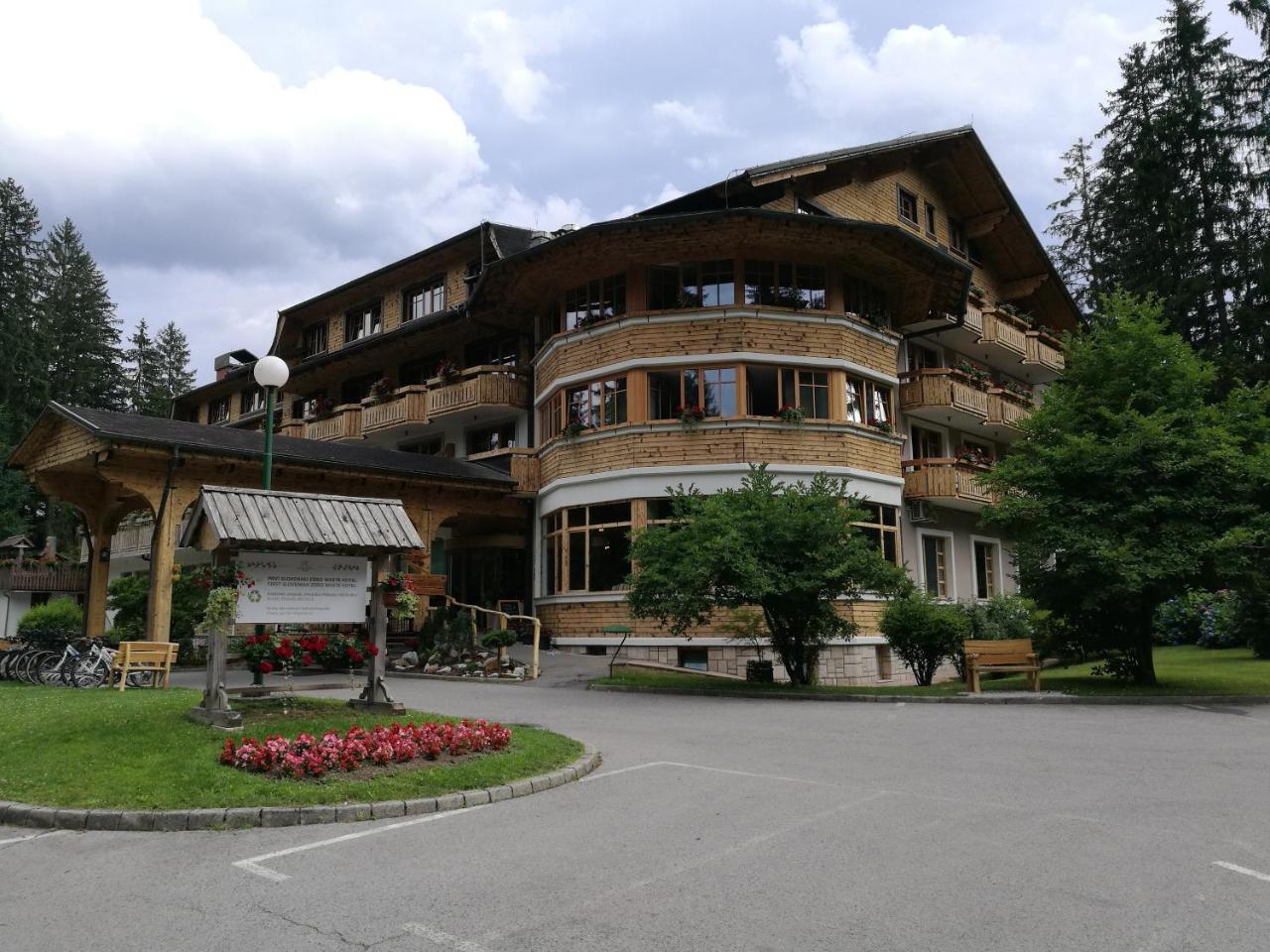 Ribno Alpine Hotel Μπλεντ Εξωτερικό φωτογραφία